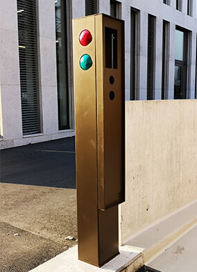 Vertikal Bediensäule Consel Group AG