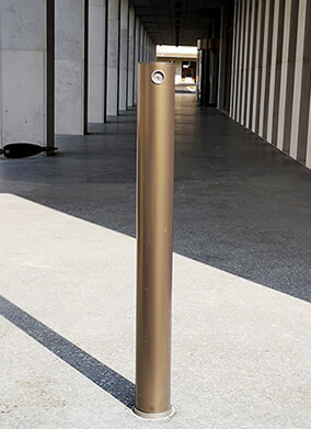 Vertikal QUIVO Absperrpfosten BBL Consel Group AG