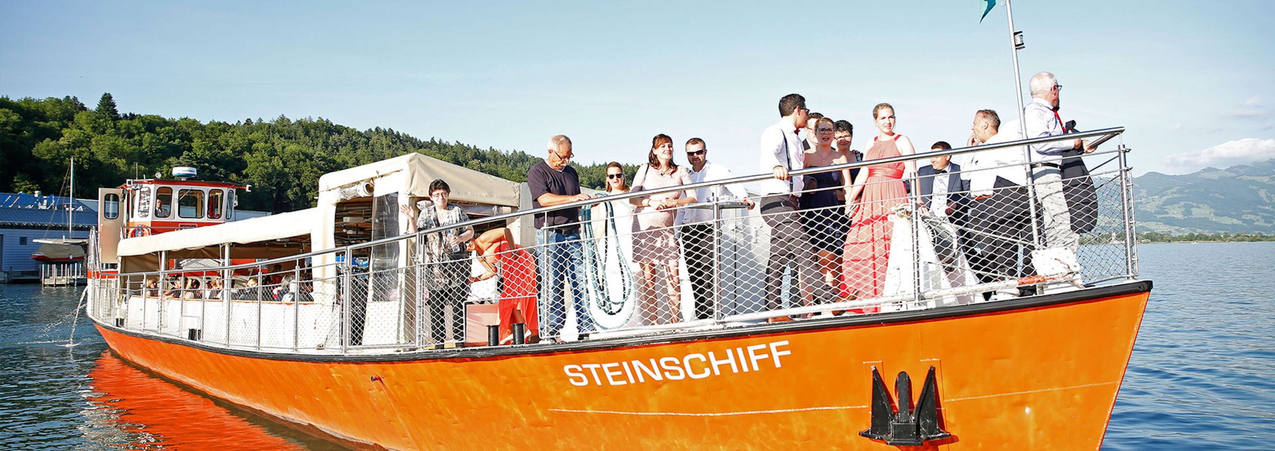 Steinschiff Titelbild 680x1920 3 Scaled
