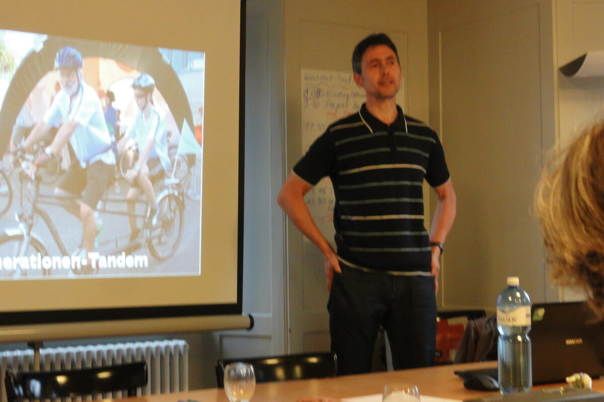 Projektvorstellung bei der Generationen-Akademie - Intergeneration