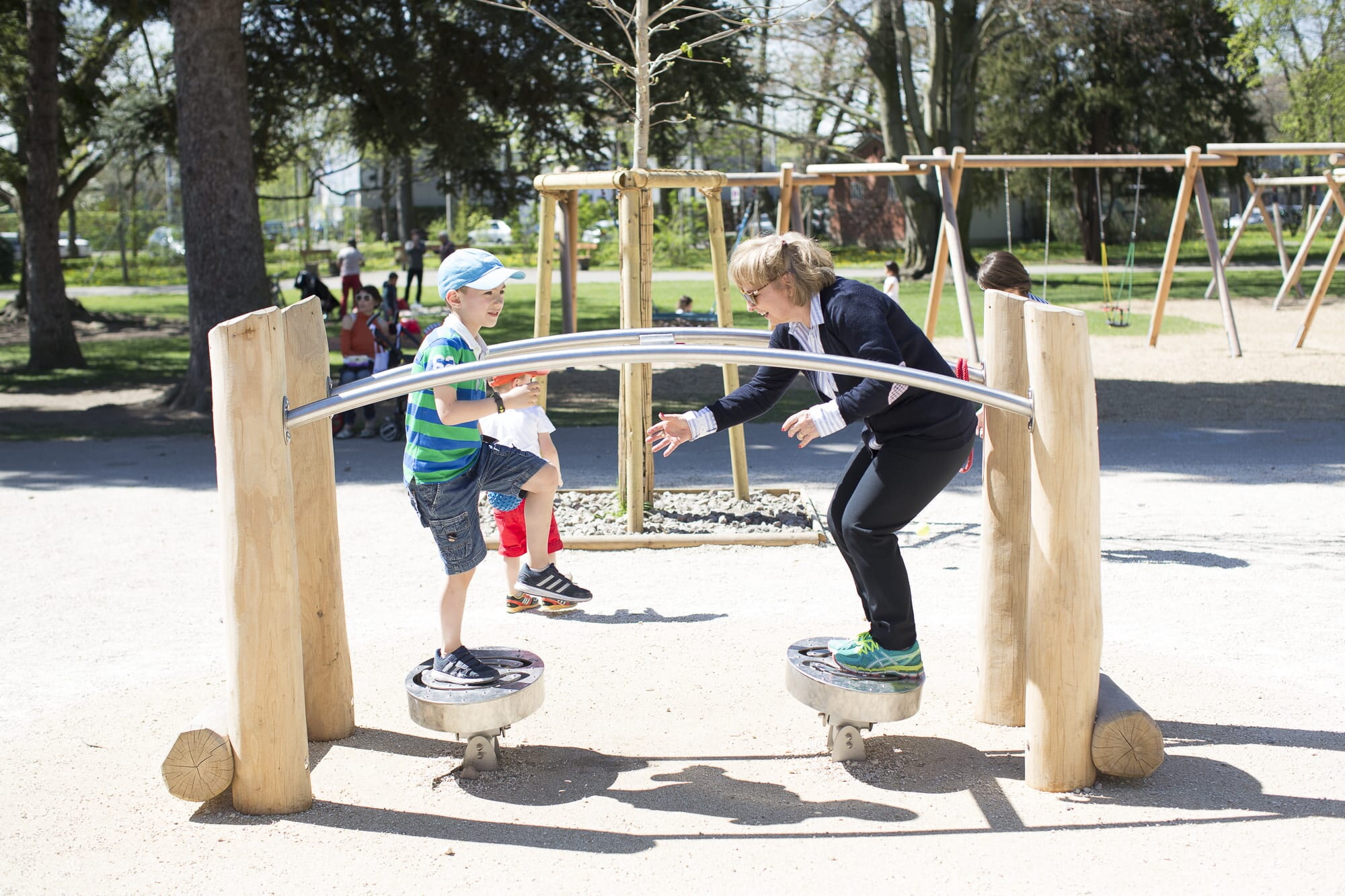 hopp-la_im_schutzenmattpark_basel.jpg