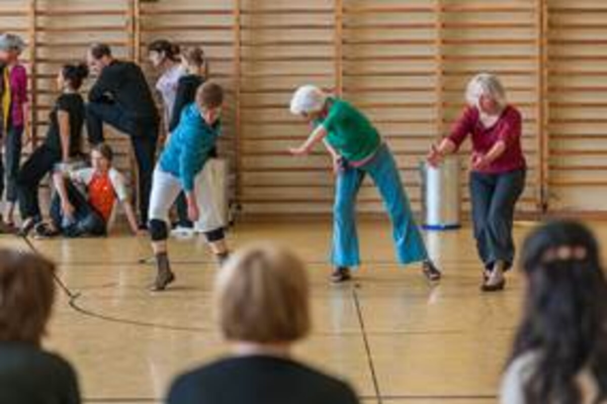 gleichzeitig weitere Treffen - Intergeneration