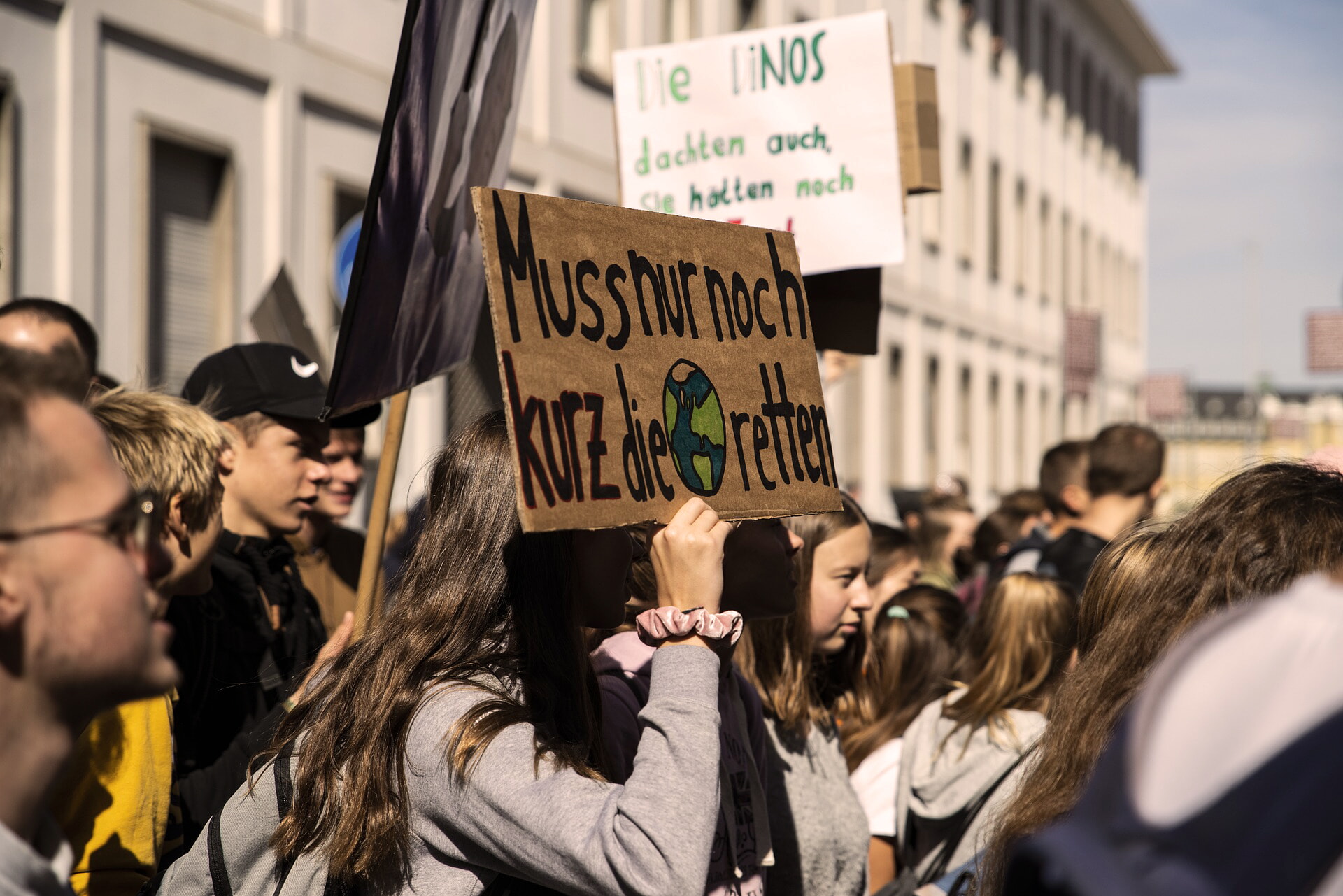 GenerationZ02_Klima_climate-strike-g42bc78d9f_1920_.jpg
