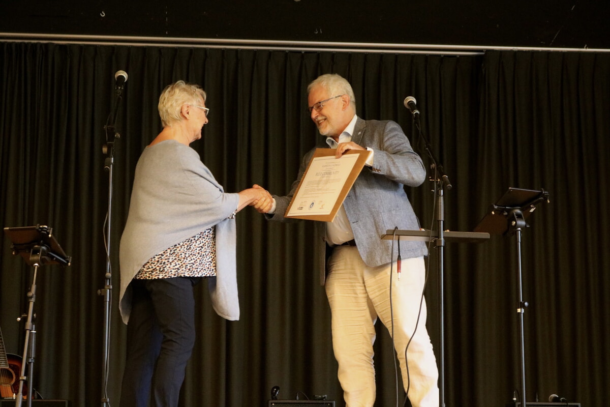 Blue Community - Intergeneration