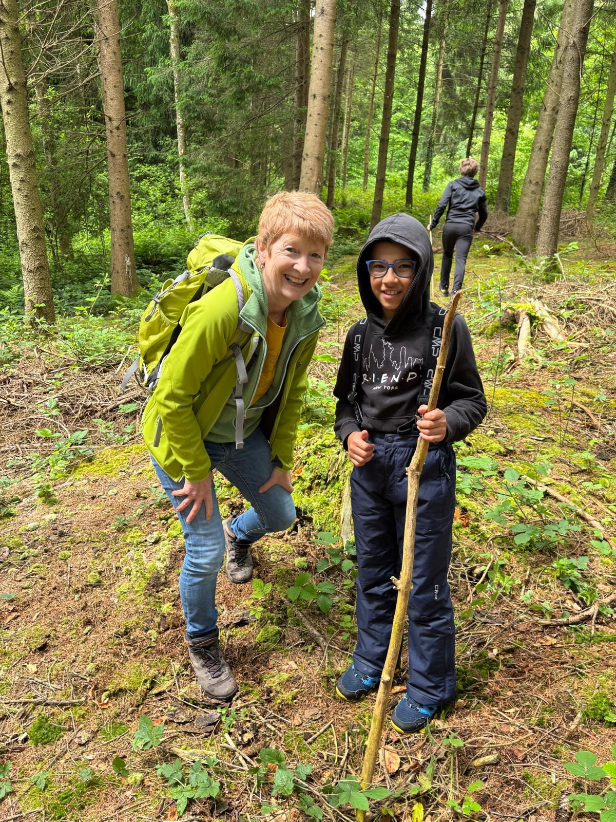 Sandra-und-Firat-im-Wald.jpeg