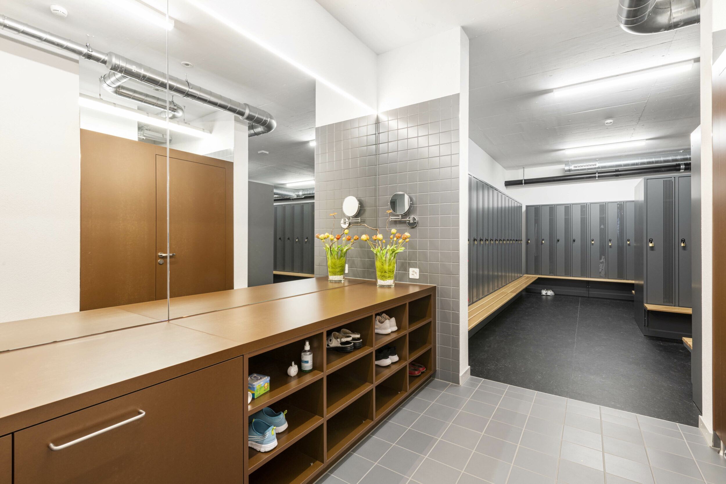 Pfauen Zurzach Garderoben Mitarbeiter Altersheim 024 Scaled