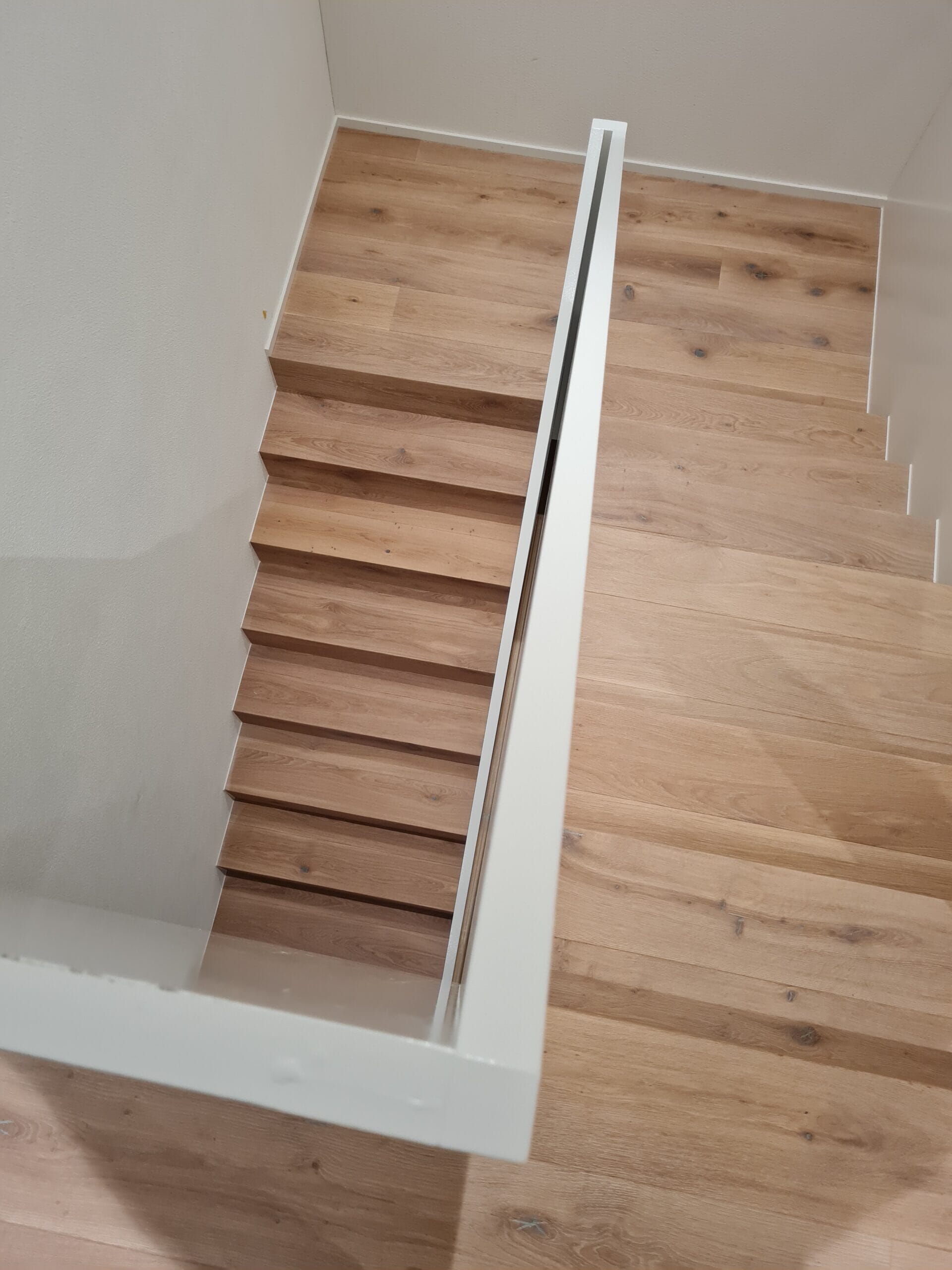 Treppen In Wohnung Mit Parkett Eiche Scaled